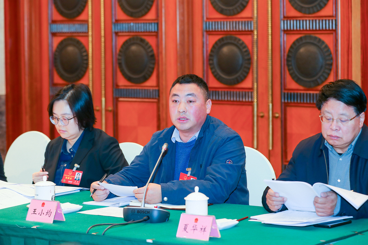 https://www.sczjw.net.cn:443/cms-web/ueditor/download?id=899467998275092480