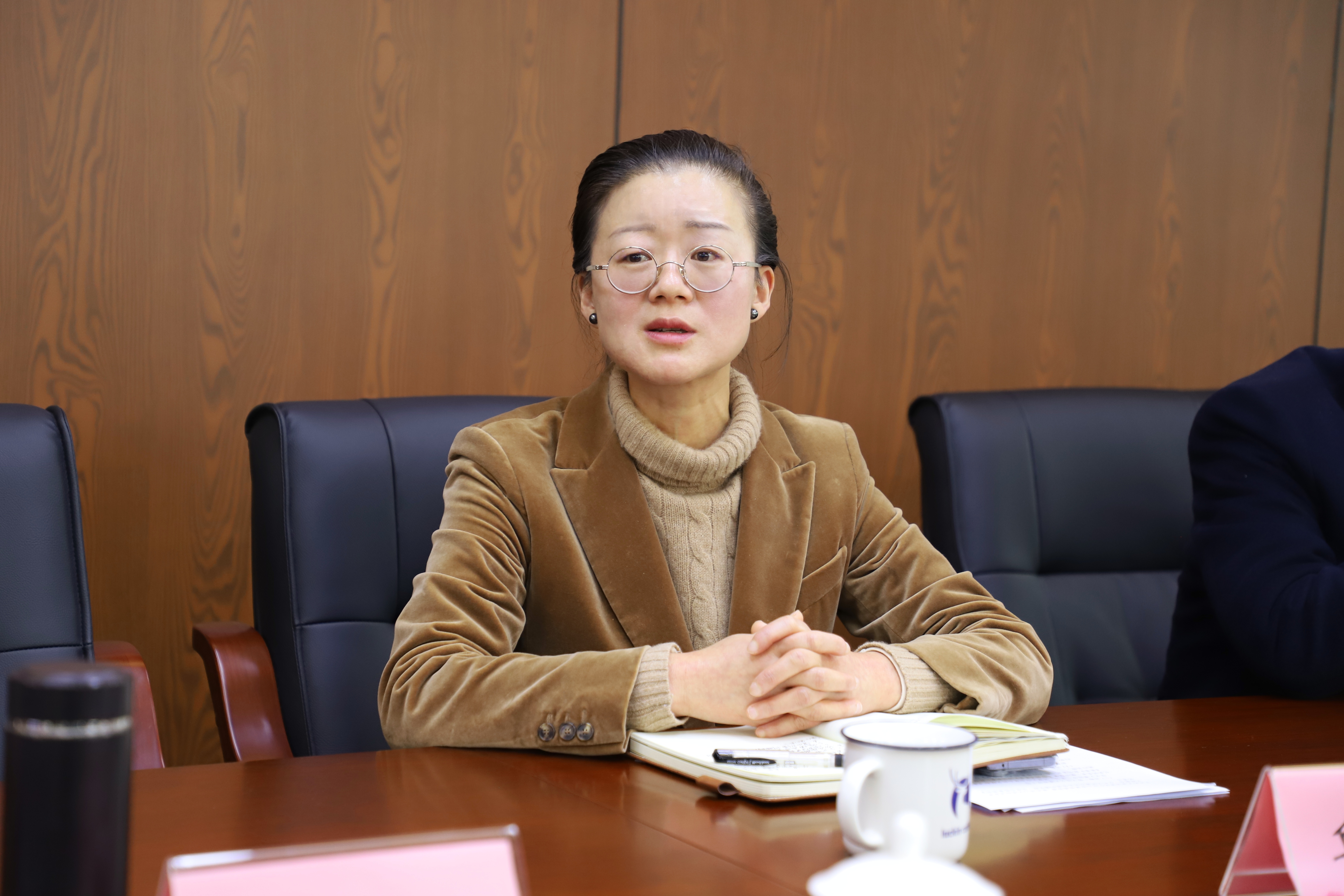 https://www.sczjw.net.cn:443/cms-web/ueditor/download?id=907787406745976832