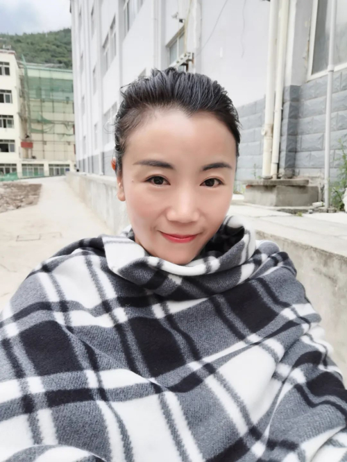 https://www.sczjw.net.cn:443/cms-web/ueditor/download?id=909300234443210752