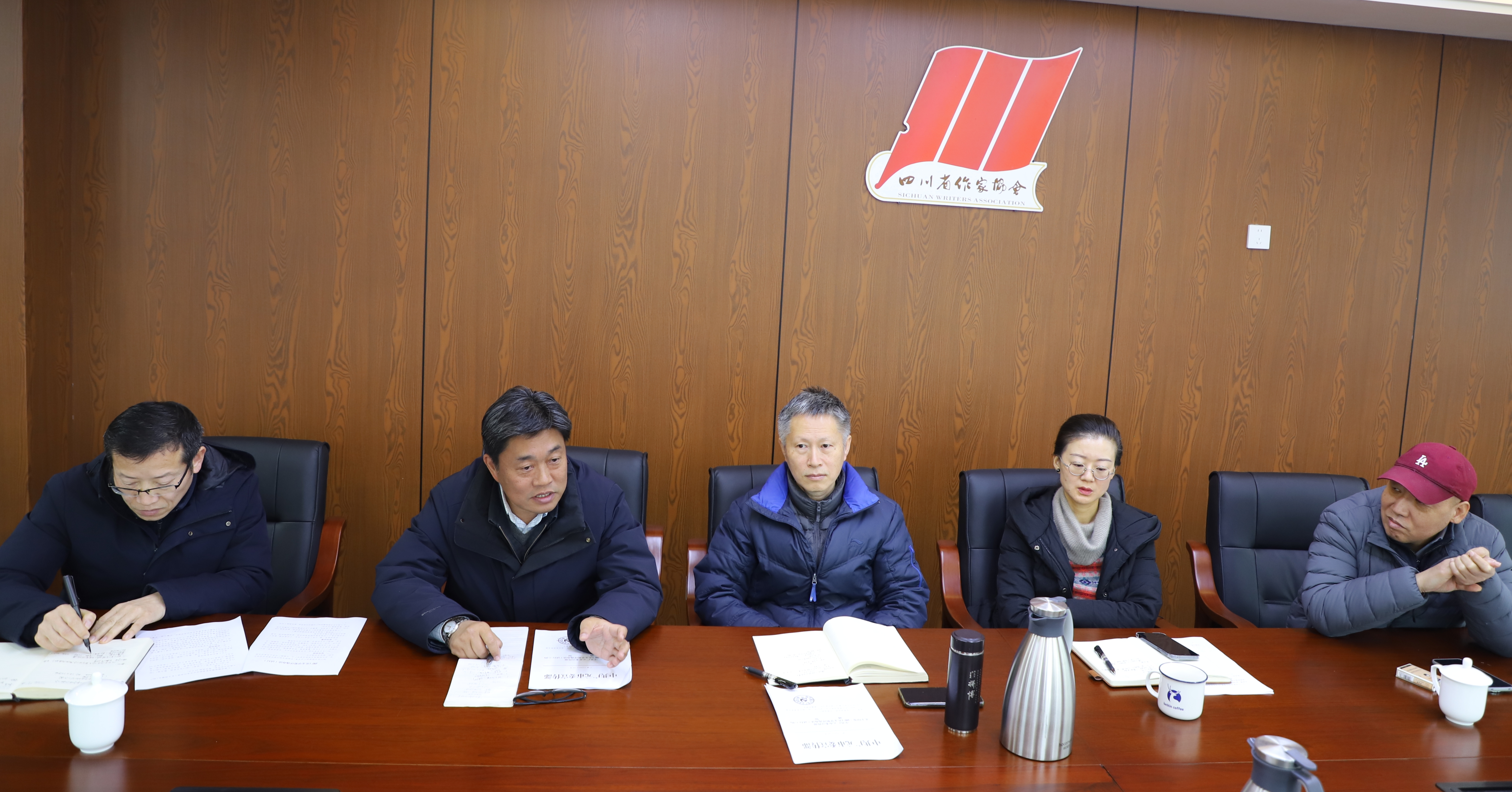 https://www.sczjw.net.cn:443/cms-web/ueditor/download?id=910035745172537344