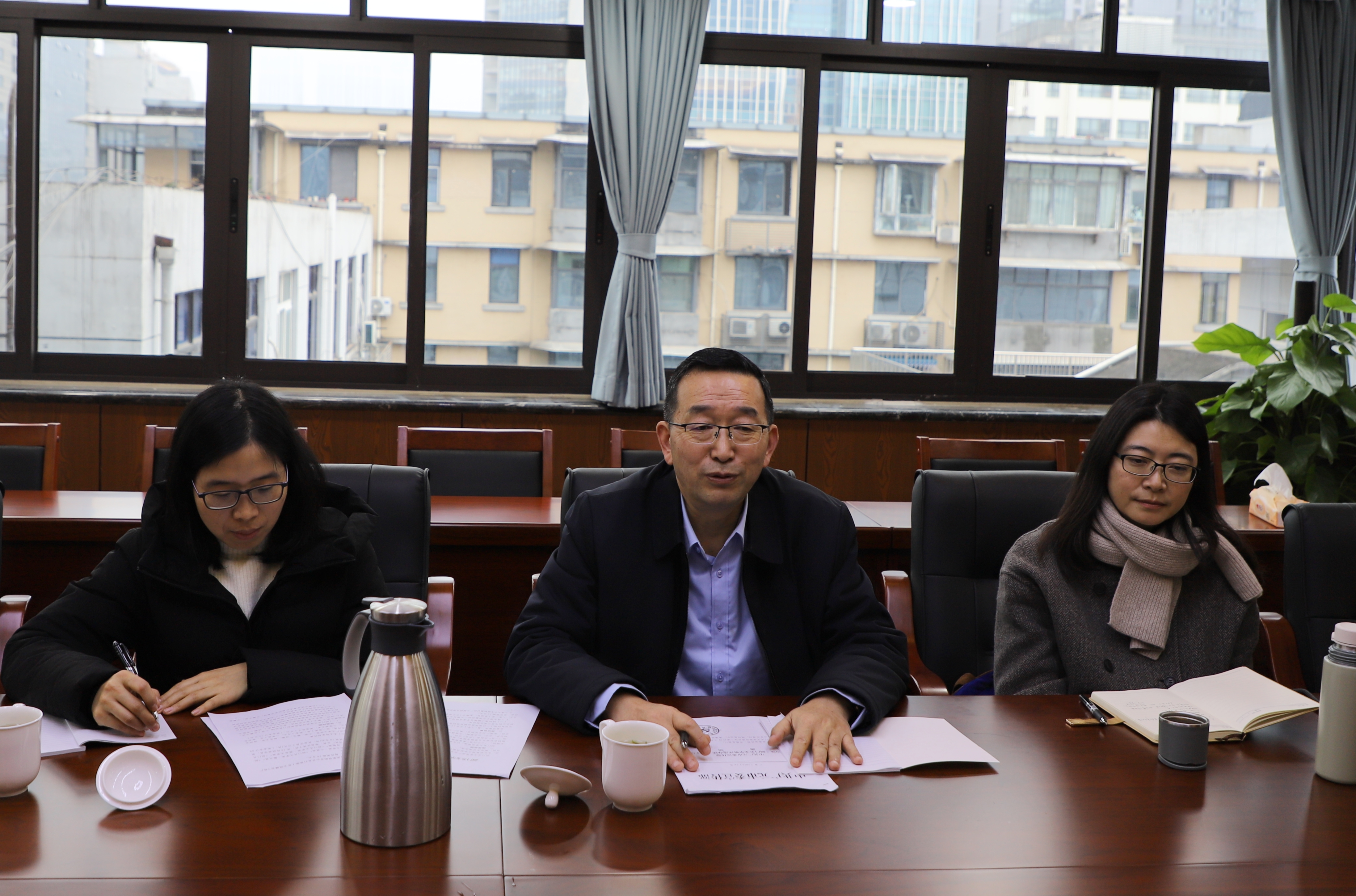 https://www.sczjw.net.cn:443/cms-web/ueditor/download?id=910036177743691776