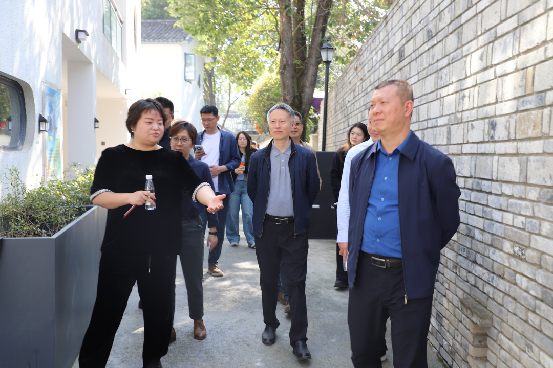 https://www.sczjw.net.cn:443/cms-web/ueditor/download?id=921652616285569024
