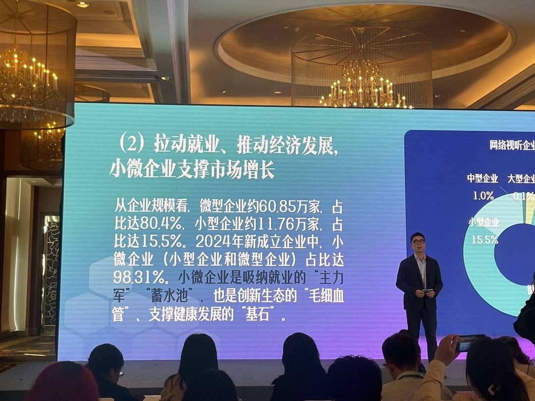 https://www.sczjw.net.cn:443/cms-web/ueditor/download?id=922289214647877632