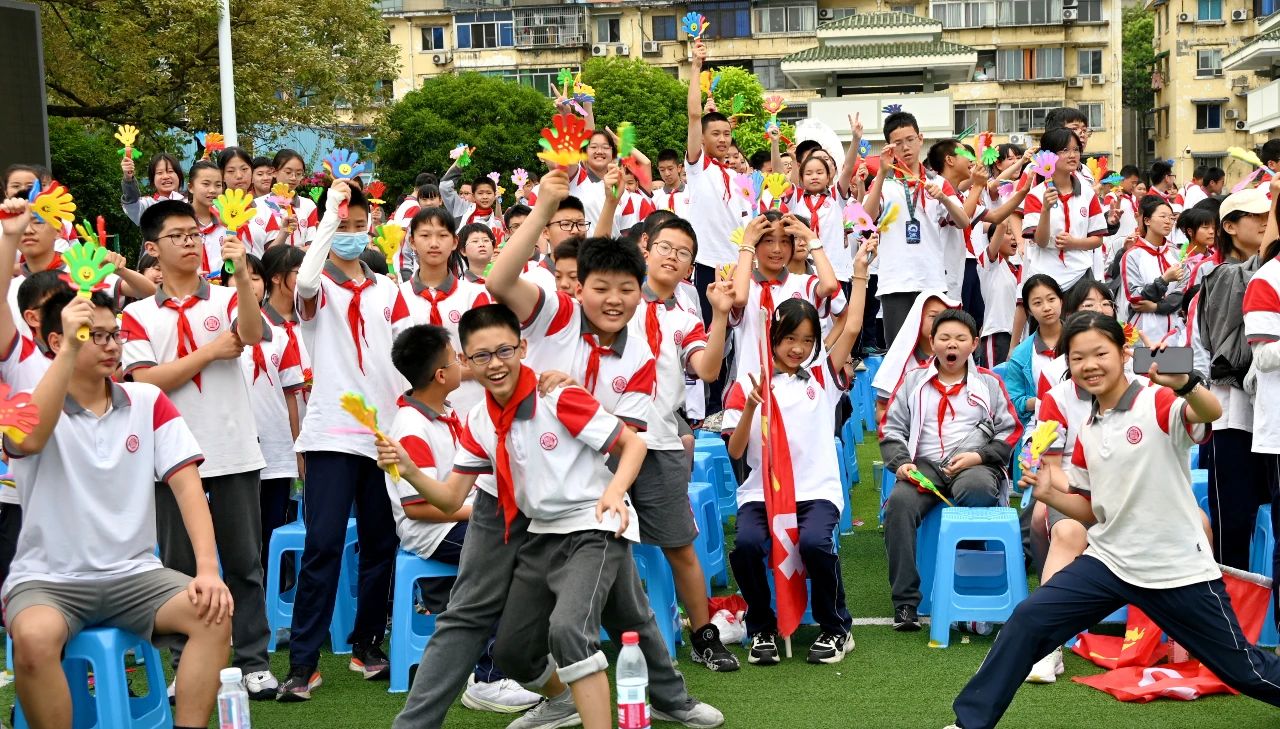https://www.sczjw.net.cn:443/cms-web/ueditor/download?id=942202124517294080