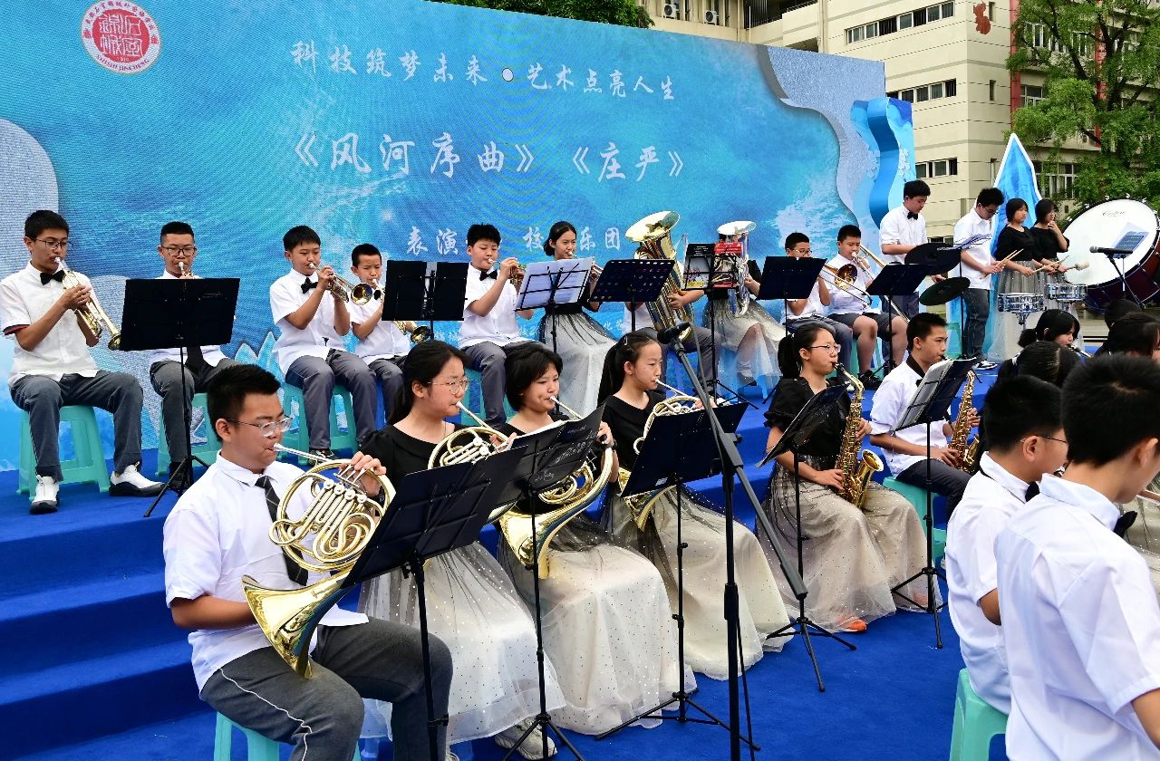 https://www.sczjw.net.cn:443/cms-web/ueditor/download?id=942202344894414848