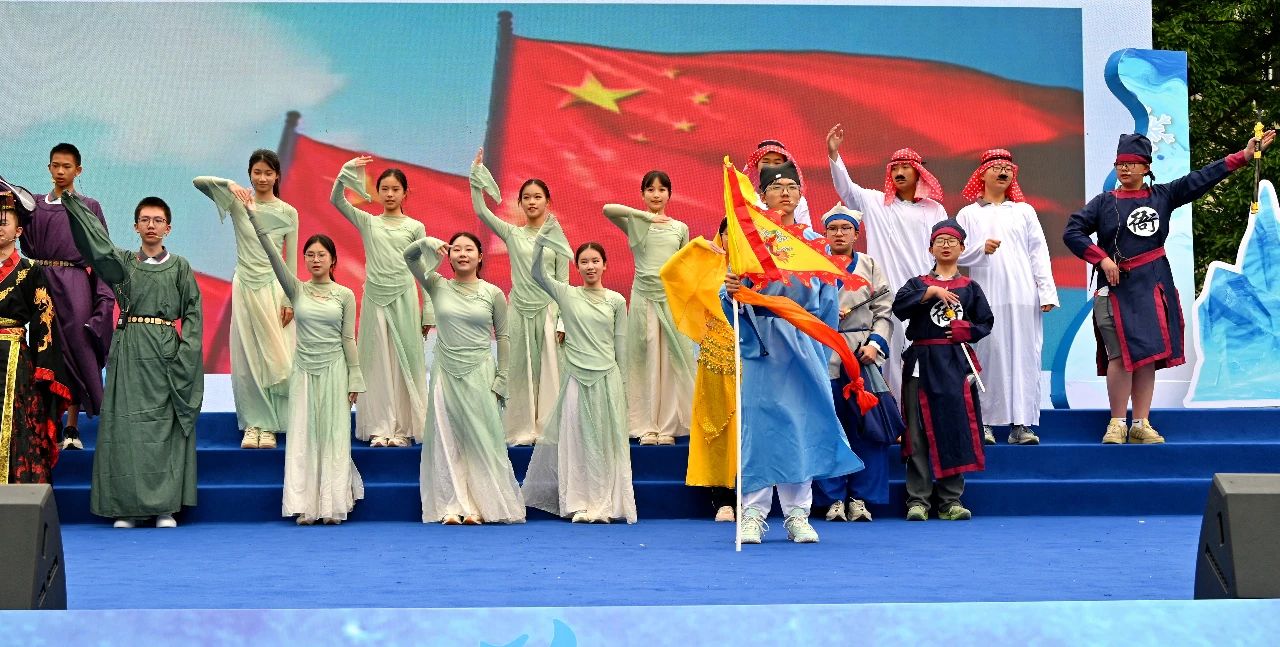 https://www.sczjw.net.cn:443/cms-web/ueditor/download?id=942203181645479936