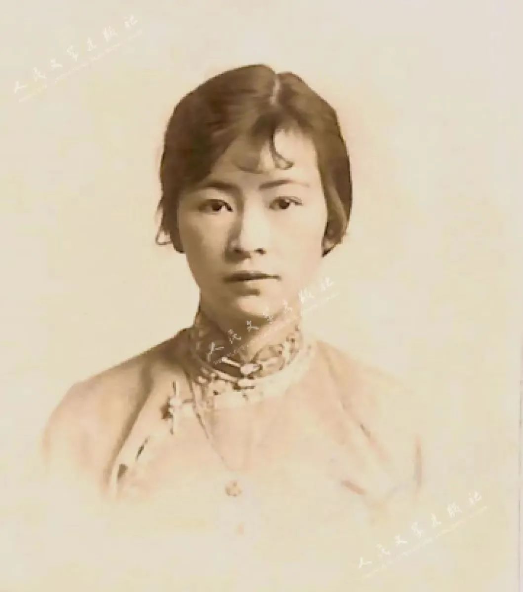 https://www.sczjw.net.cn:443/cms-web/ueditor/download?id=949474415974334464
