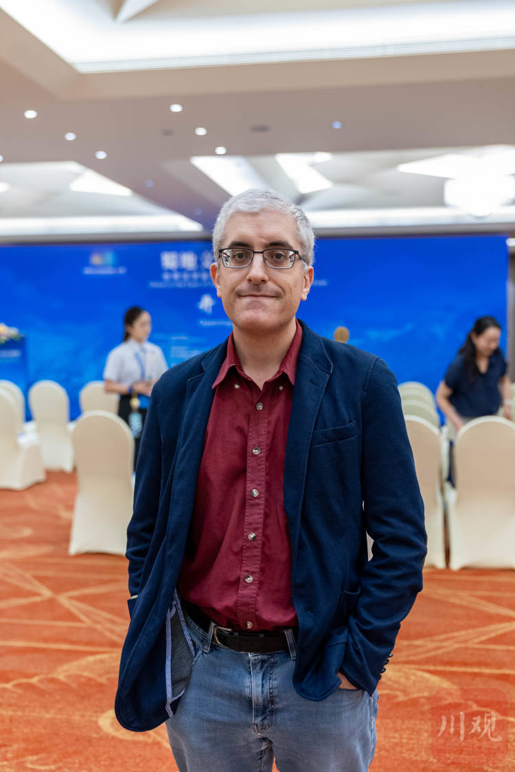 https://www.sczjw.net.cn:443/cms-web/ueditor/download?id=954167280601317376
