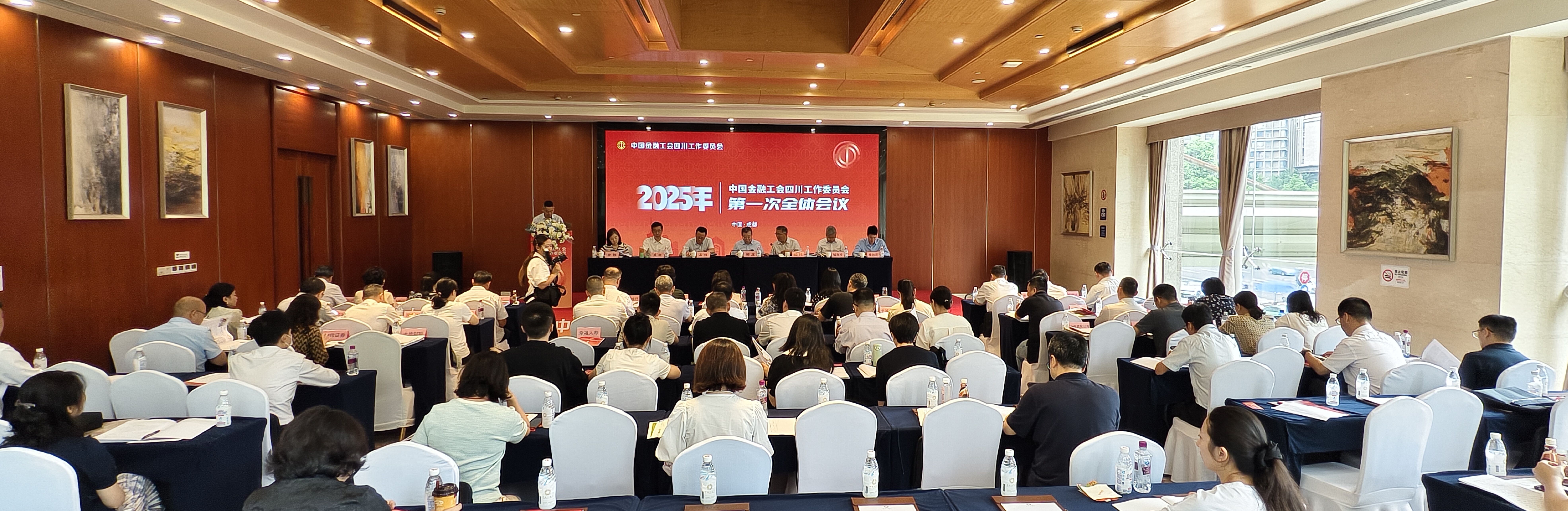 https://www.sczjw.net.cn:443/cms-web/ueditor/download?id=959312796519677952
