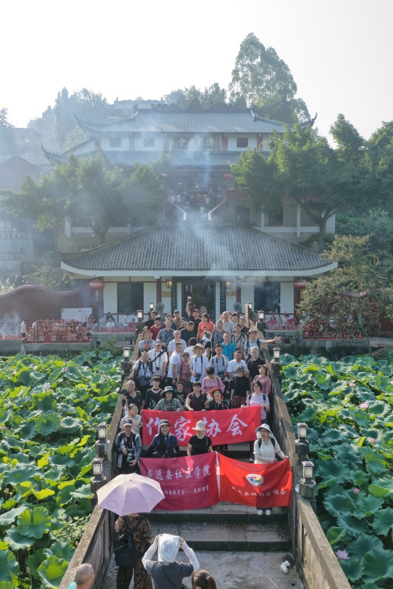 https://www.sczjw.net.cn:443/cms-web/ueditor/download?id=962567144418623488
