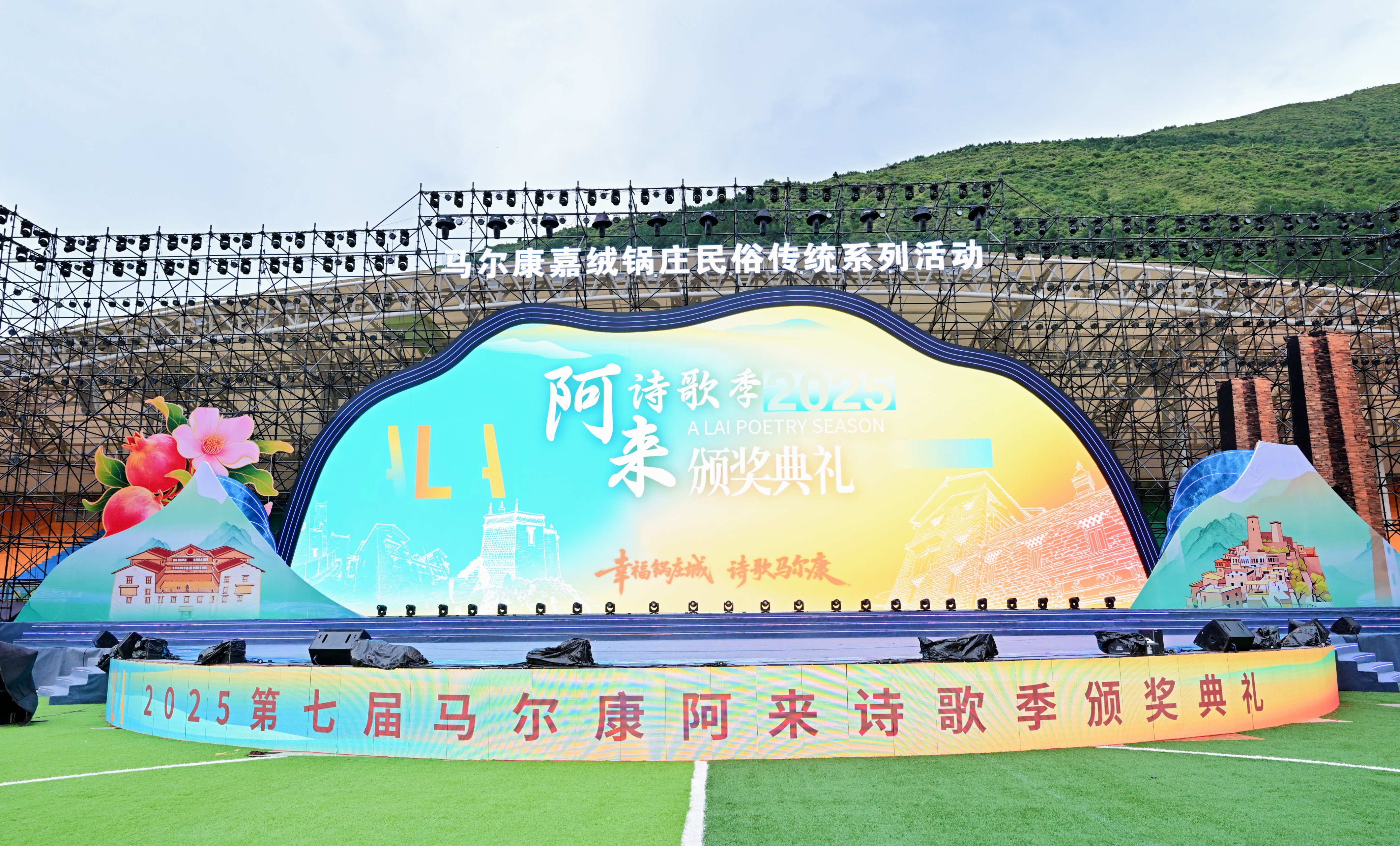https://www.sczjw.net.cn:443/cms-web/ueditor/download?id=971561546300440576