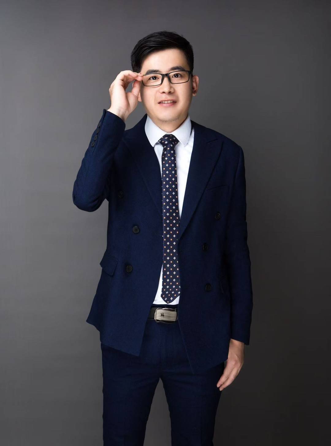 https://www.sczjw.net.cn:443/cms-web/ueditor/download?id=978077007823290368