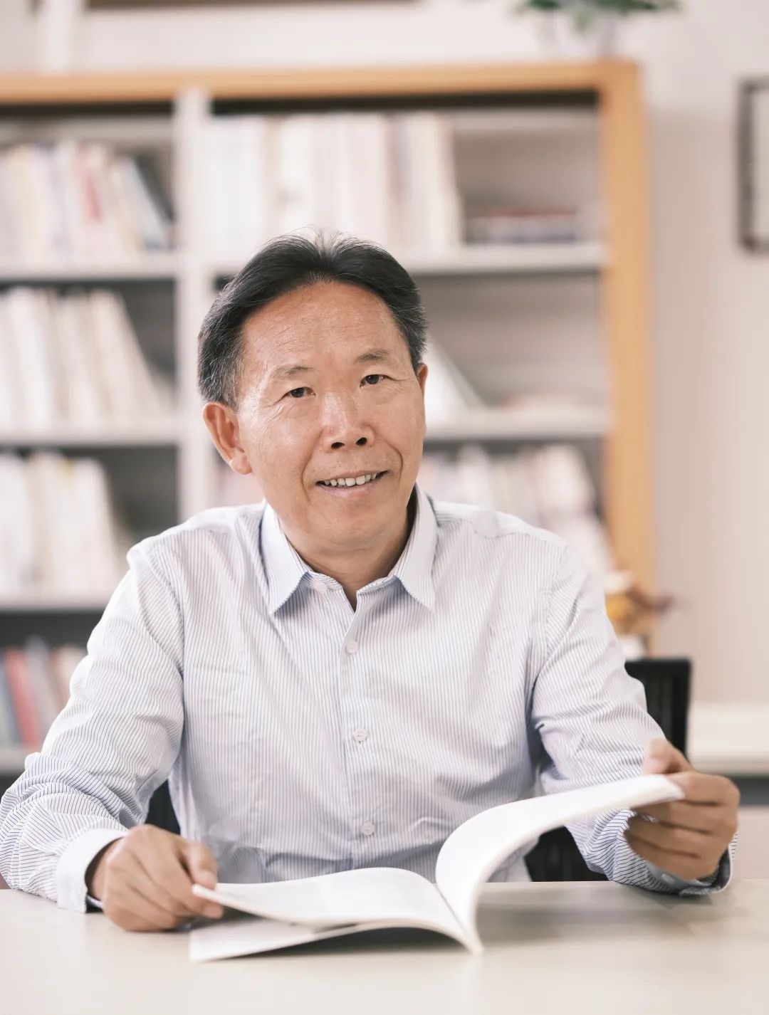 https://www.sczjw.net.cn:443/cms-web/ueditor/download?id=979628931878010880