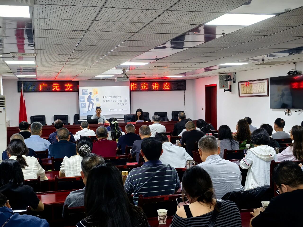 https://www.sczjw.net.cn:443/cms-web/ueditor/download?id=984676959831769088