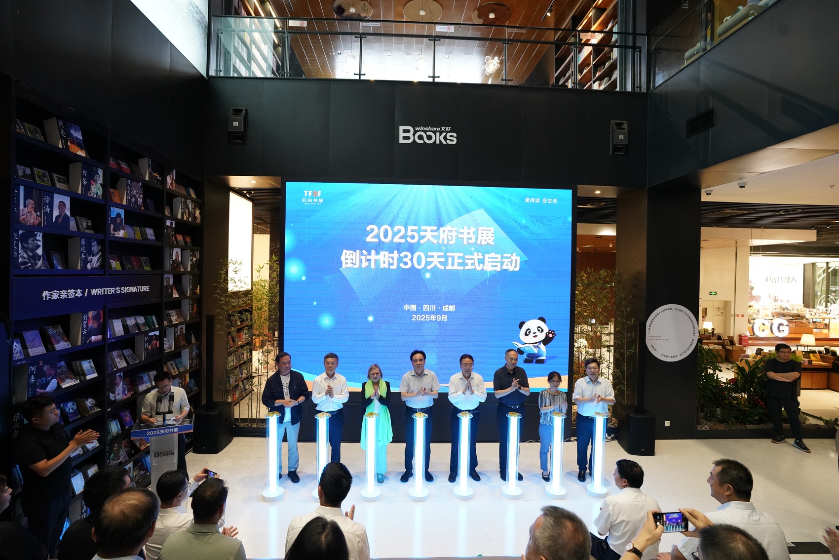 https://www.sczjw.net.cn:443/cms-web/ueditor/download?id=985686564061888512