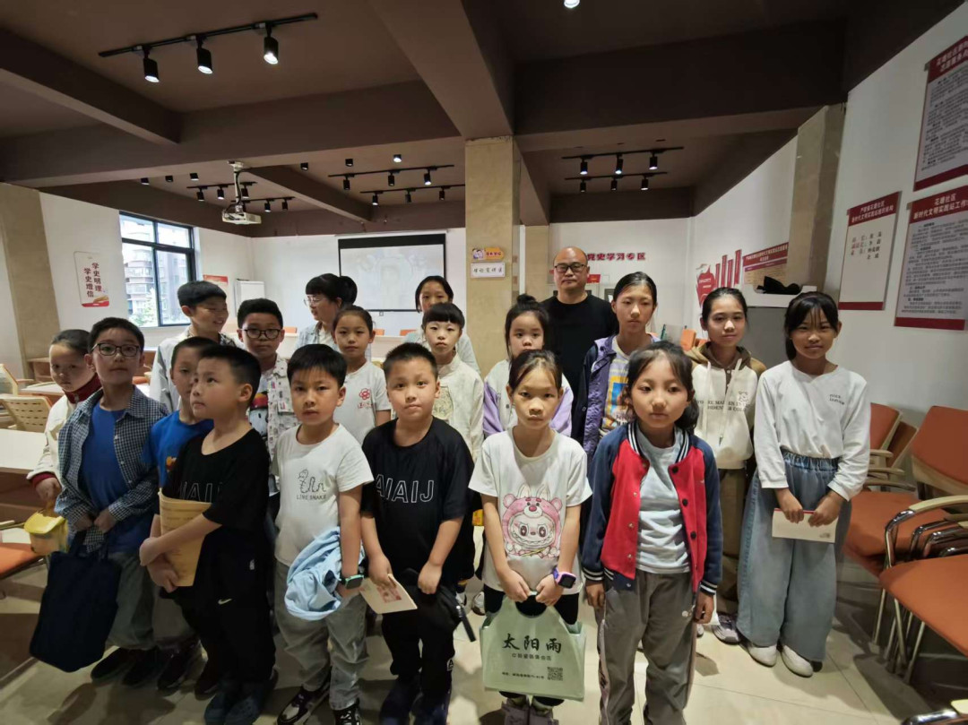 https://www.sczjw.net.cn:443/cms-web/ueditor/download?id=998813449520988160